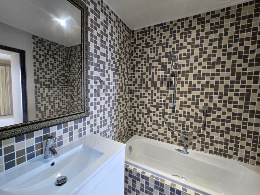 2 Bedroom Property for Sale in Oubaai Western Cape